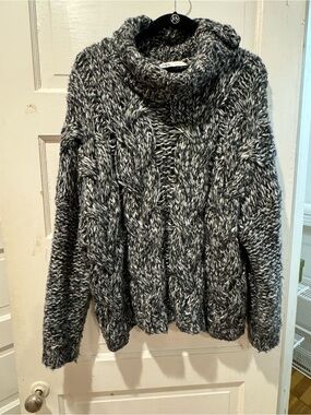 Zara Black & White Marled Cable Turtleneck Sweater